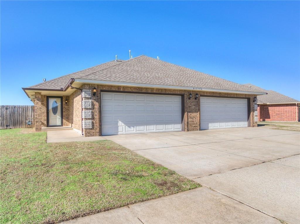Foto principal - 15105 Kyle Dr