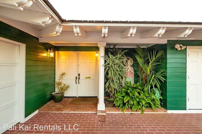 Building Photo - 4 br, 3 bath House - 176 W. Ikea Kai Place
