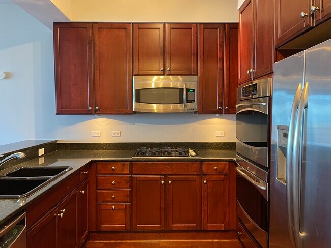 Foto del edificio - 1211 S Prairie Ave