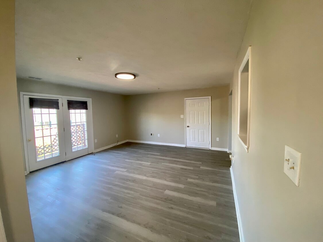 225 Brandy Ct Unit 225, Strasburg, VA 22657 Condo for Rent in