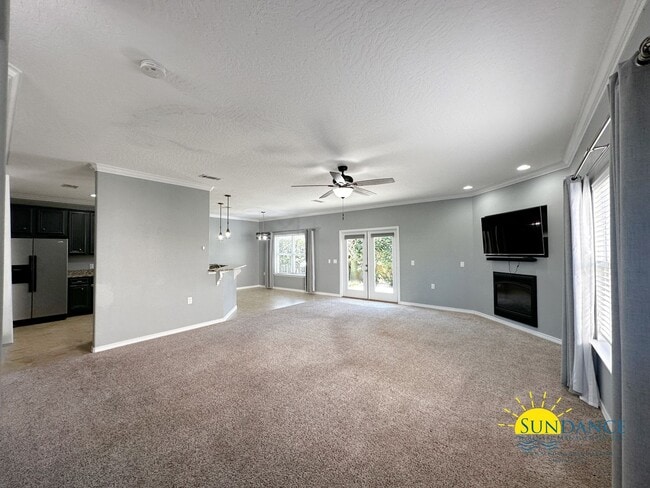 Building Photo - 1588 Venice Ave