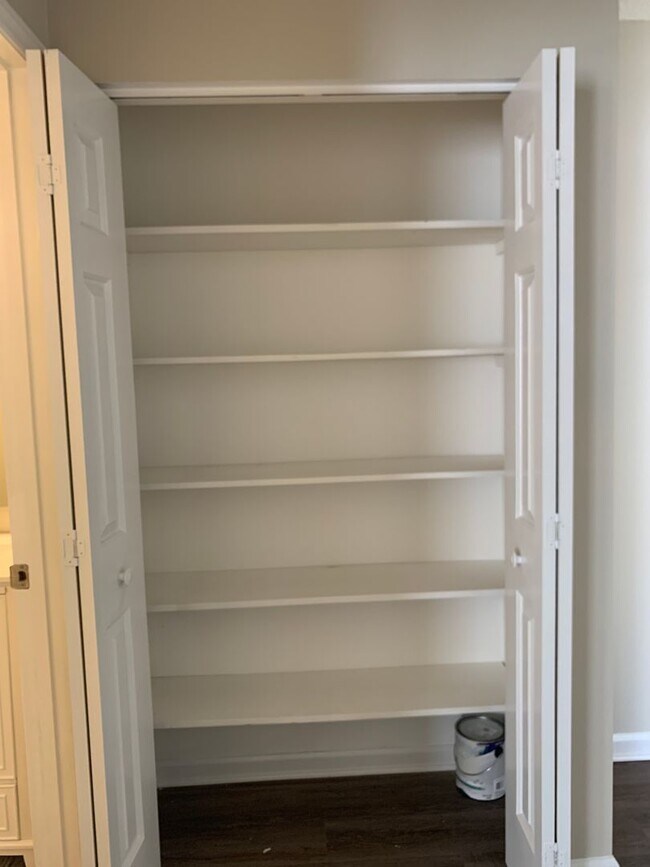 Foto del edificio - Cozy Living on a quiet cul de sac.