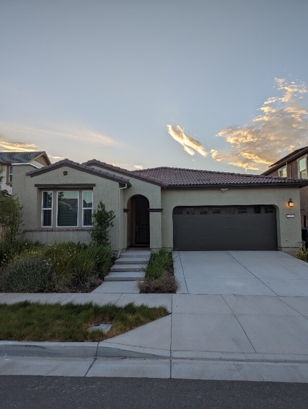Foto principal - 2645 Luna Ave