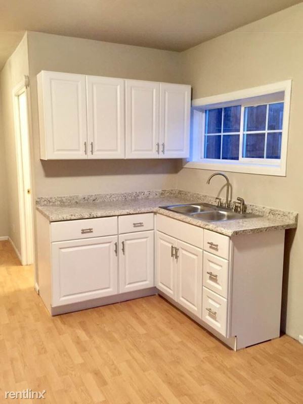 Building Photo - 1 br, 1 bath House - 707 W 16th St