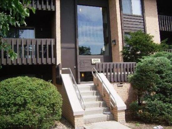 Foto del edificio - 6105 Knoll Valley Dr