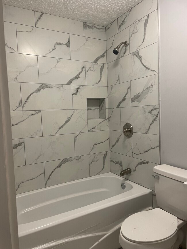 Foto del edificio - 1545 Barracuda Dr