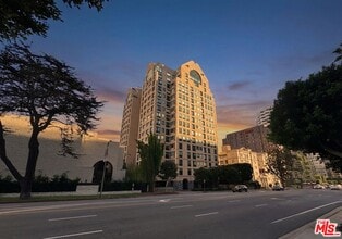 Building Photo - 10520 Wilshire Blvd