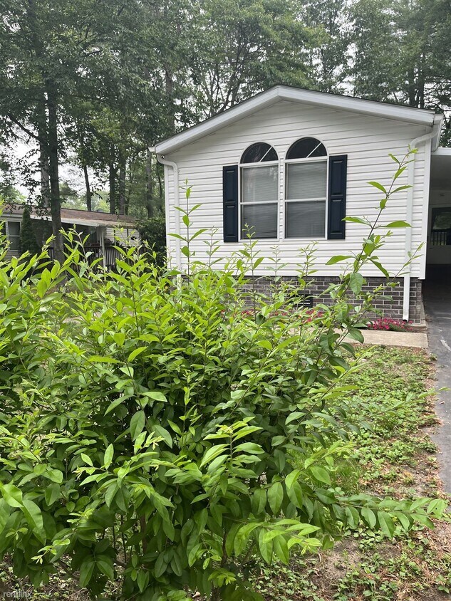 Primary Photo - 2 br, 2 bath Mobile Home - 28 Forrest Dr