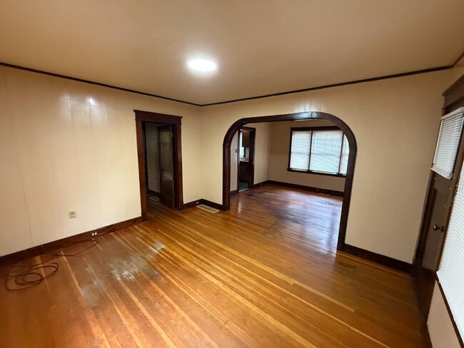 Foto del edificio - 945 Coffman St