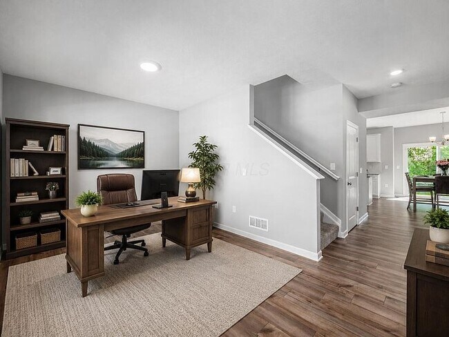 Foto del edificio - 9222 Ash Grove Dr