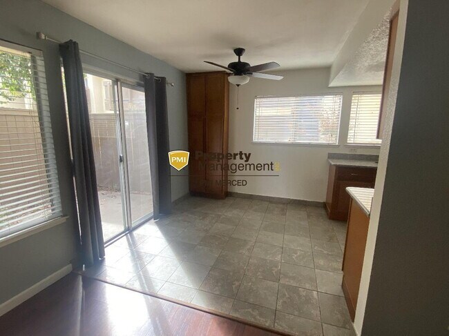 Foto del edificio - Coming Soon! 2 Bedroom Condo in Gated Community!