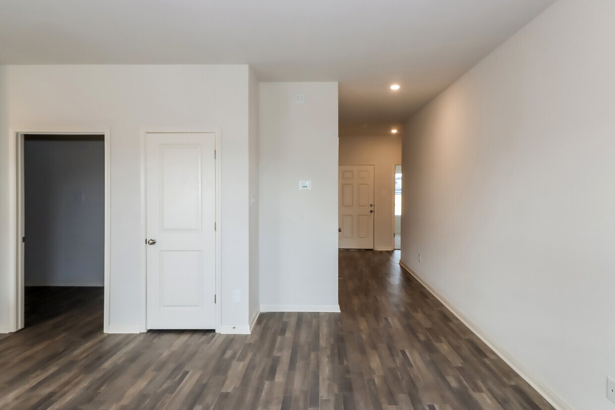 112 Rustic Trace, Snook, TX House for Rent in Snook, TX