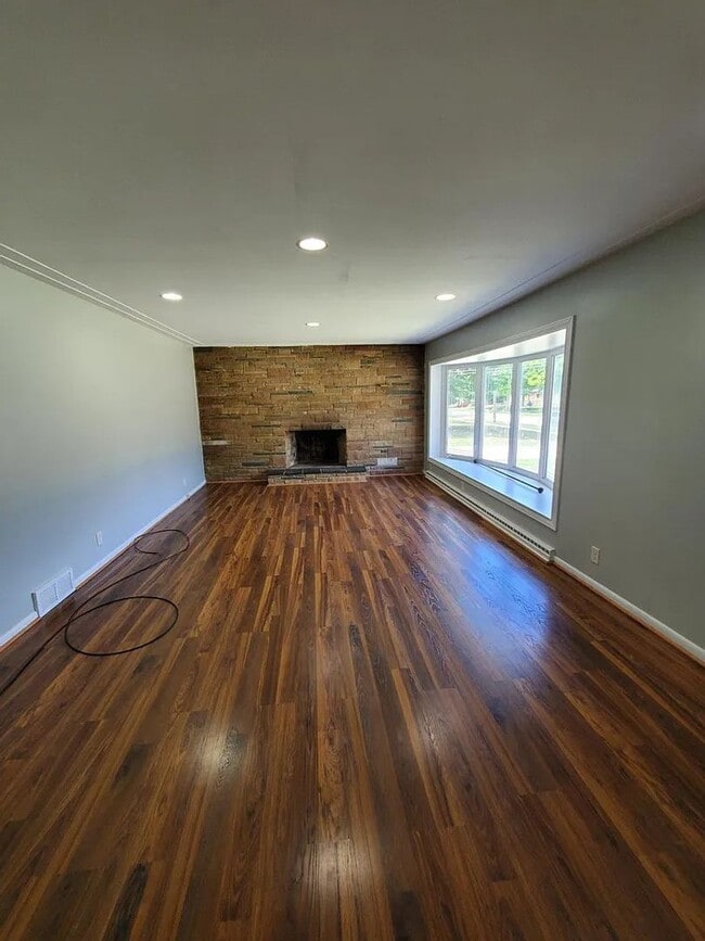 Foto del edificio - Single Family Home in Desirable Kentwood