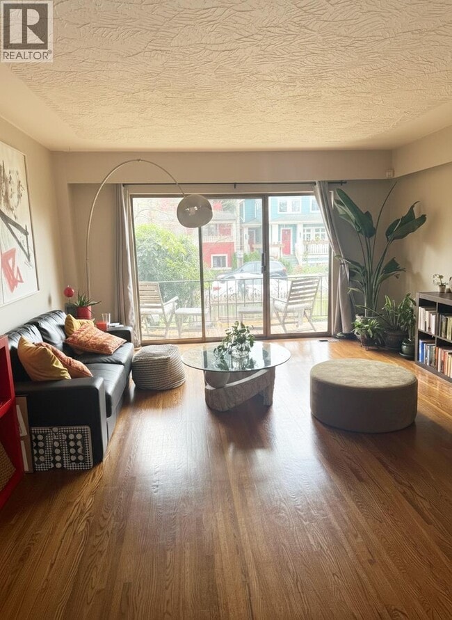 Building Photo - 1203 E 13th Ave