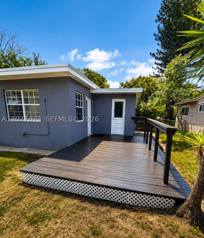 Foto del edificio - 441 SW 10th Terrace