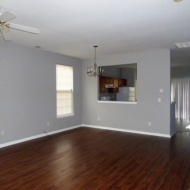 Foto del edificio - 3BR/2.5BA Townhome in Cobblestone Cove, Mo...