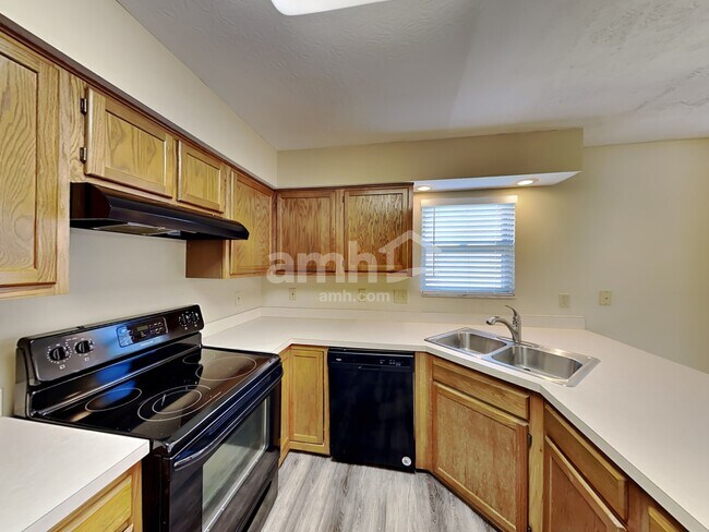 Foto del edificio - 650 Boulder Dr