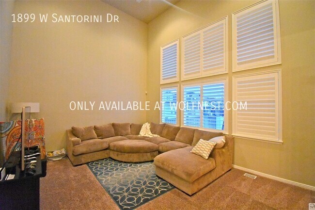 Building Photo - Furnished 4 Bed South Jordan Home with Off...