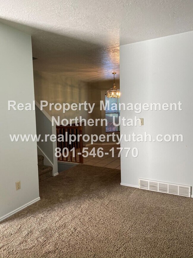 Building Photo - 5 Bedroom Home In West Point Coming Soon
