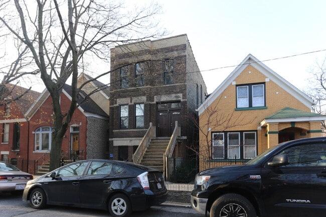 Building Photo - 2031 W Moffat St