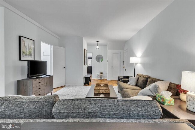 Foto del edificio - 1132 Valley Dr