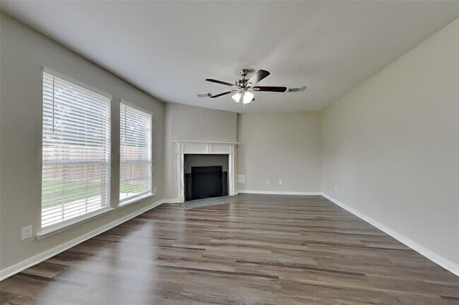 Foto del edificio - 728 Pateway Ct