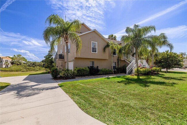 Building Photo - 7345 Brightwaters Ct