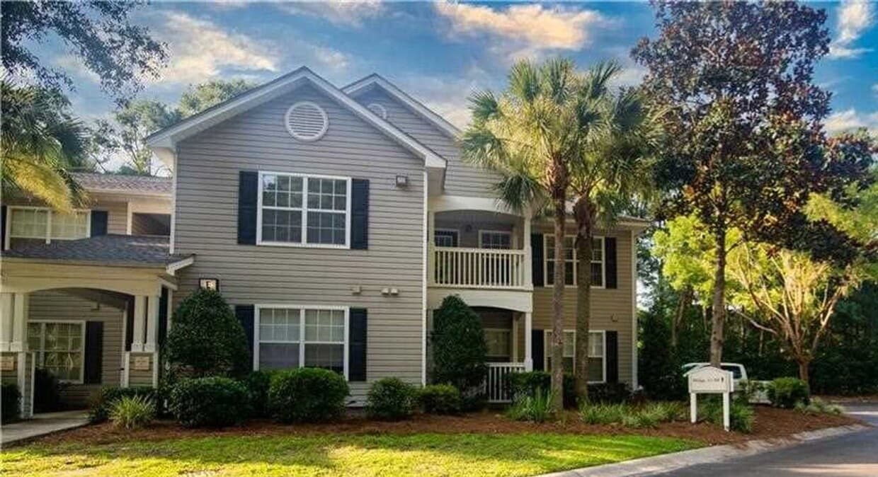 50 Pebble Beach Cove Unit E, 220, Bluffton, SC 29910 Condo for Rent