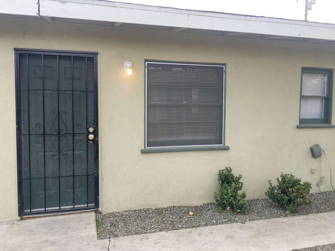 Building Photo - 222 N Alessandro St