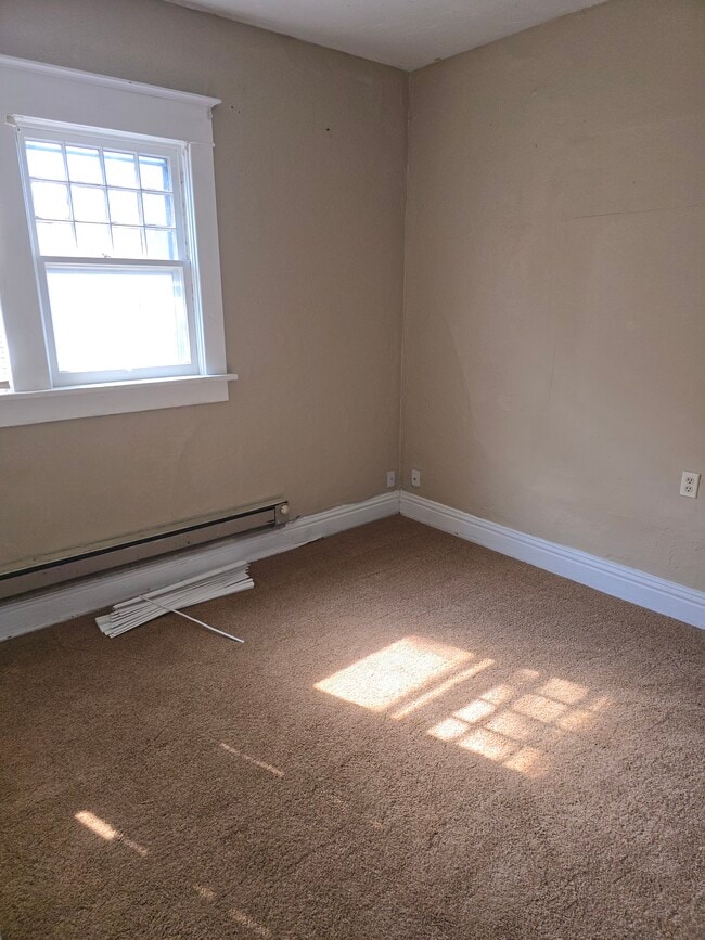 Building Photo - 4643 Calvert St