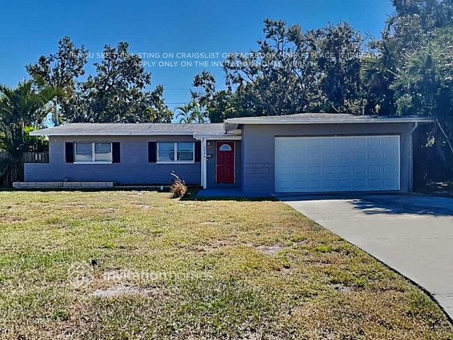 Building Photo - 3944 Porpoise Dr SE