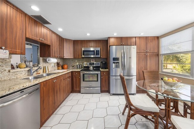 Foto del edificio - 2504 Antigua Terrace