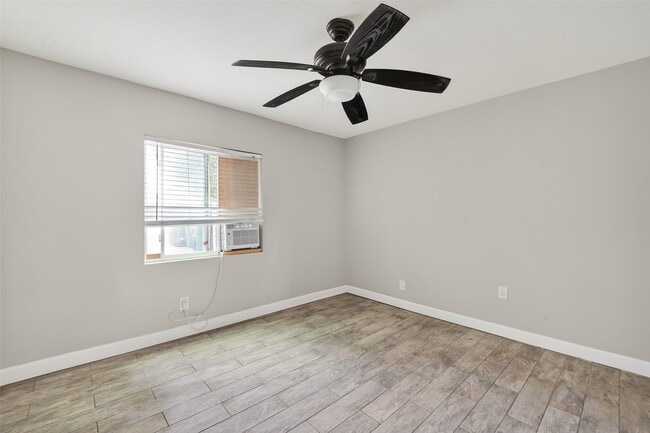 Building Photo - 6832 Avenue I