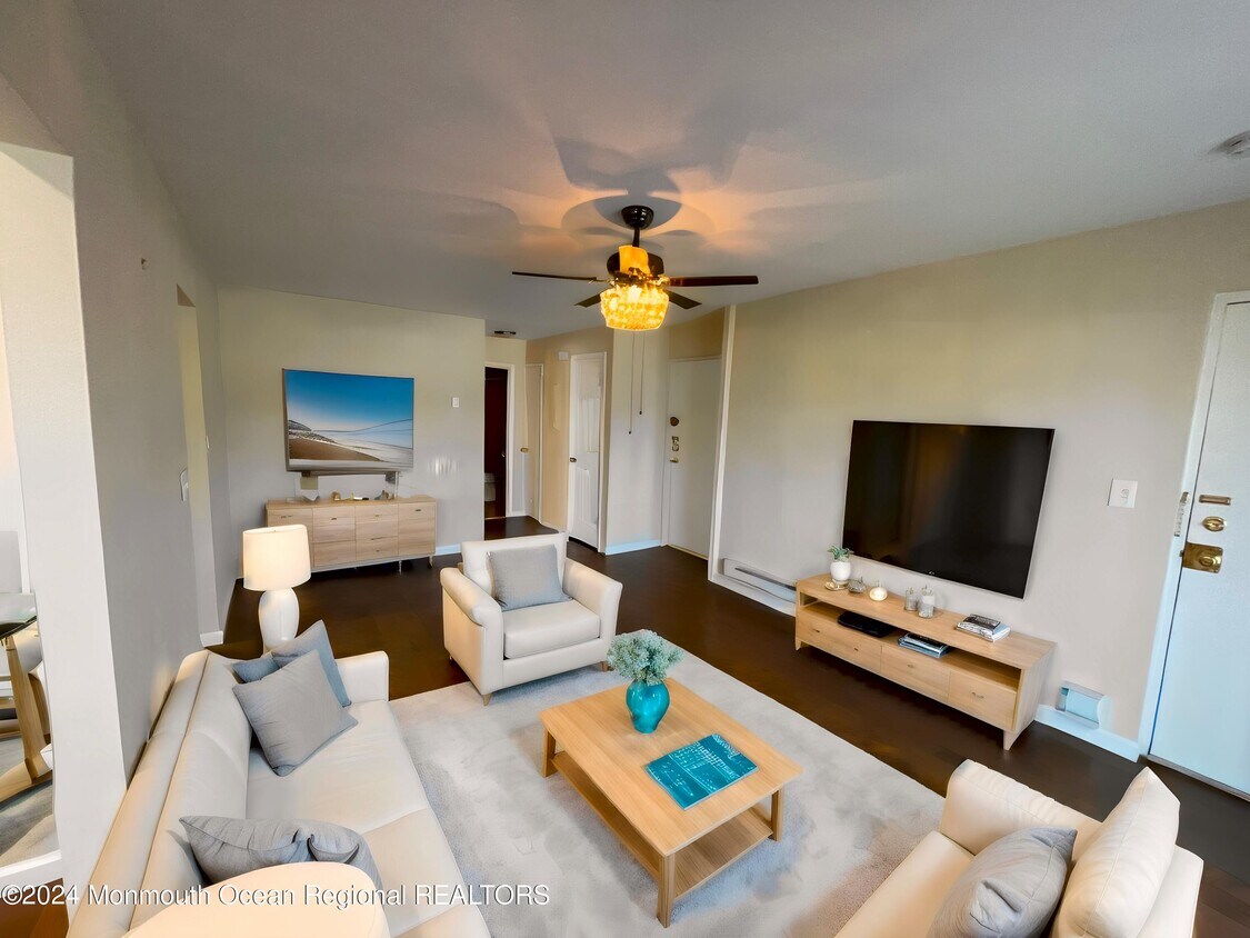 119 Avery Ave Unit J27 Summer, Long Branch, NJ 07740 Room for Rent in