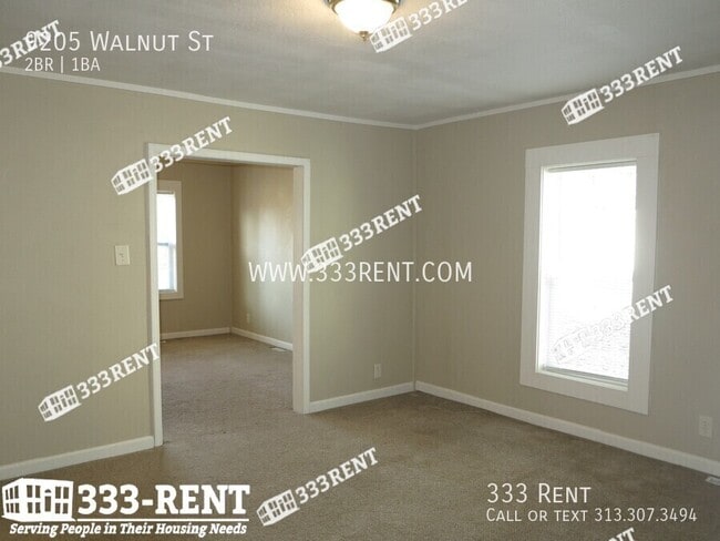 Building Photo - 9205 Walnut St
