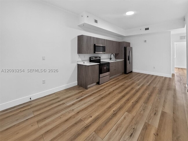 Foto del edificio - 1534 NW 1st St