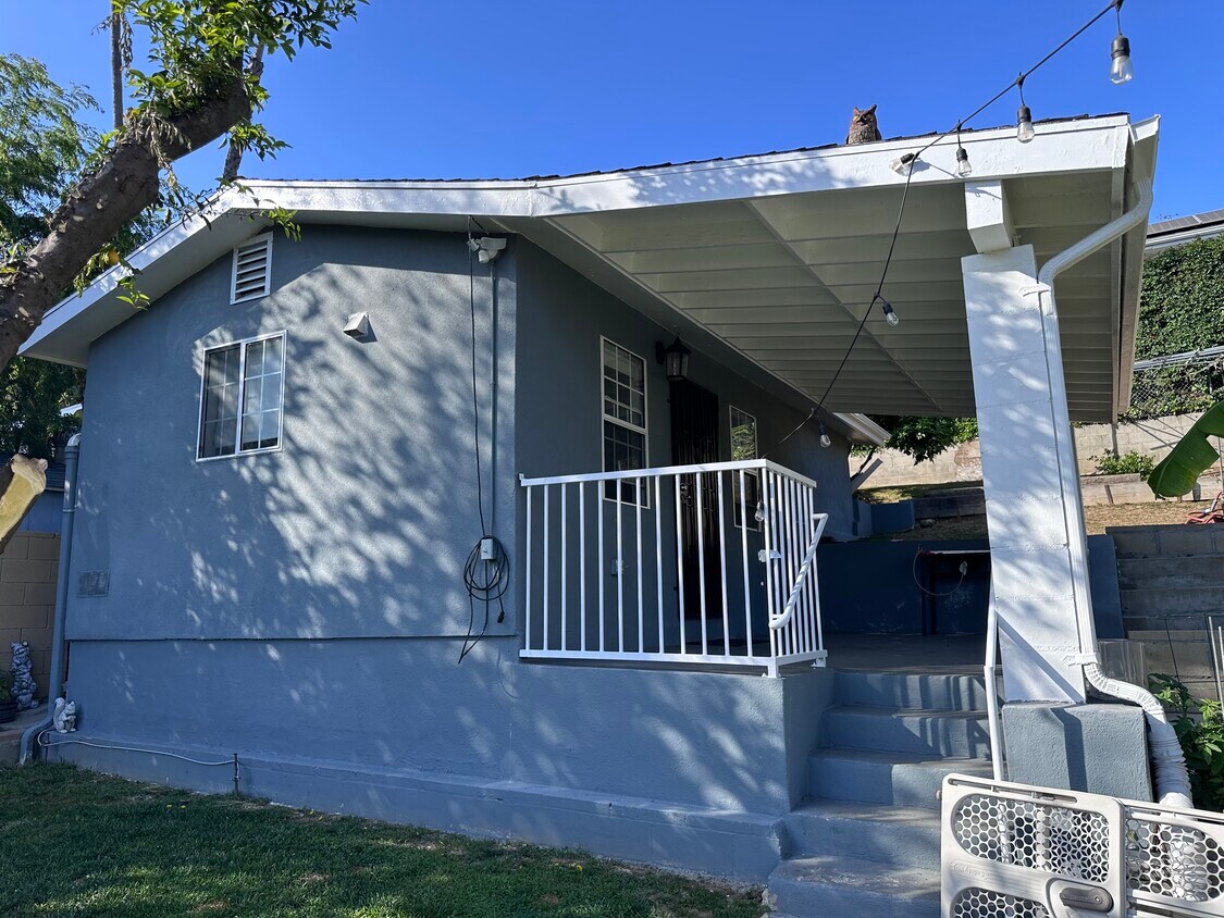 Foto principal - 1627 Donaldson St
