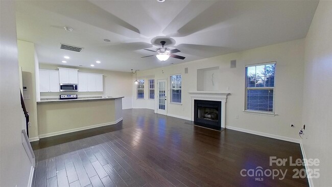 Foto del edificio - 3009 Semmes Ln