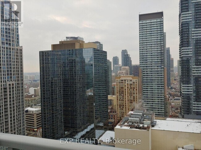 Photo du bâtiment - 386 Yonge St