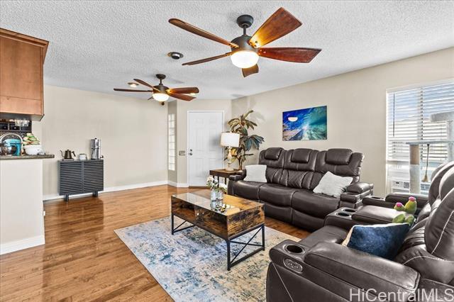 Building Photo - 91-238-238 Hanapouli Cir