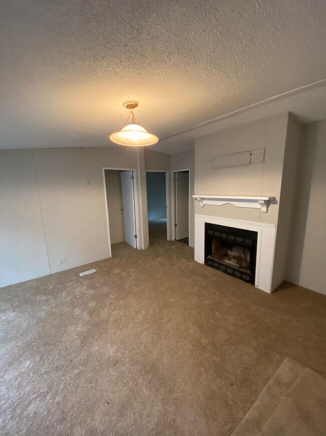 2101 Lookout Dr, Darlington, SC 29540 House Rental in Darlington, SC