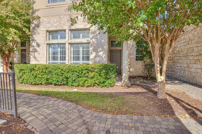 Foto del edificio - 2918 Ranch to Market Rd 620