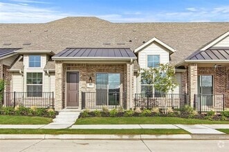 Building Photo - 604 Tall Grass Trl