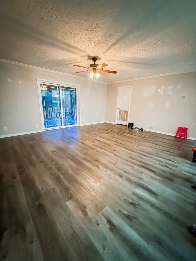 Photo - 106 Dolly Dr House