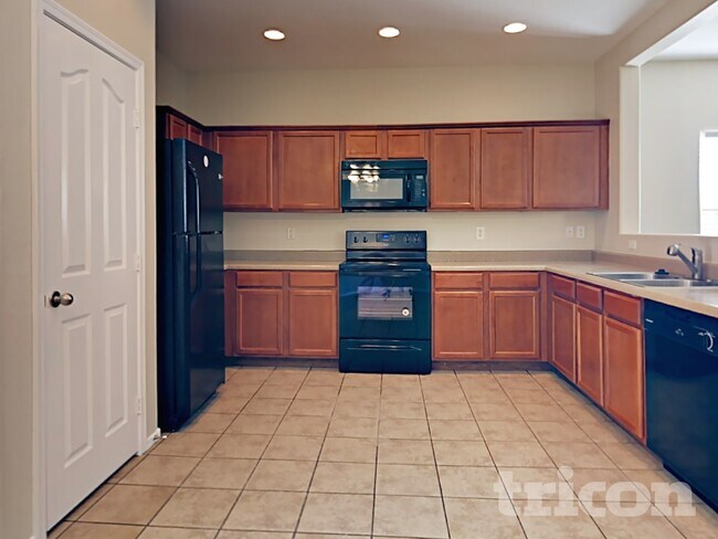 Foto del edificio - 8505 N 64th Ln