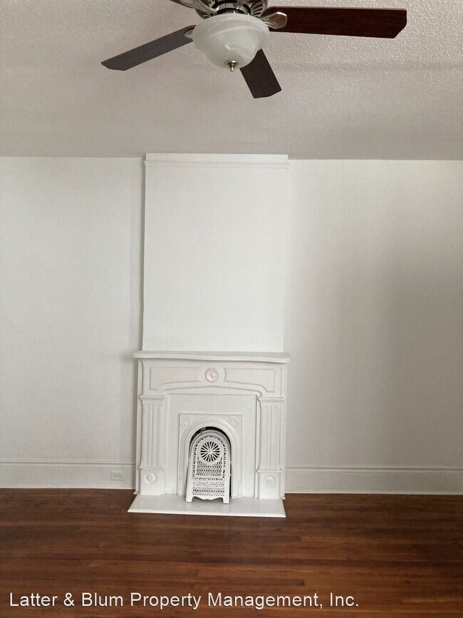 Building Photo - 2 br, 2 bath House - 921 N. Lopez St.
