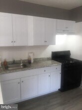 Building Photo - 1402 Collings Rd