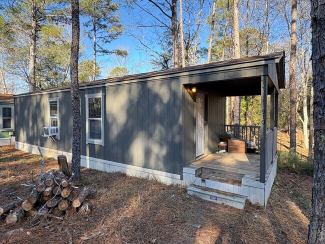 Foto del edificio - 910 Cedar Village Ln