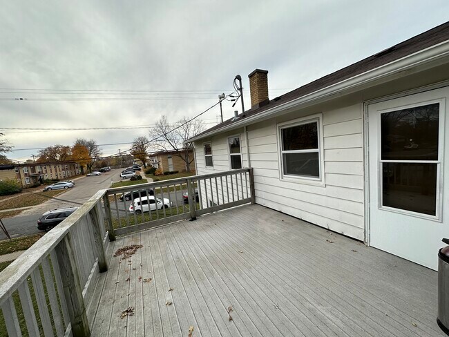 Building Photo - 3503 Albert Ct
