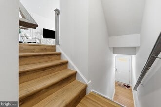 Building Photo - 7234 Bodkin Wy